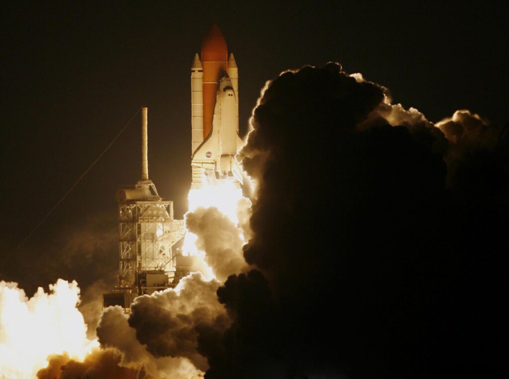 One of SpaceX's biggest rocket explodes minutes after liftoff 2 pexels pixabay 87089